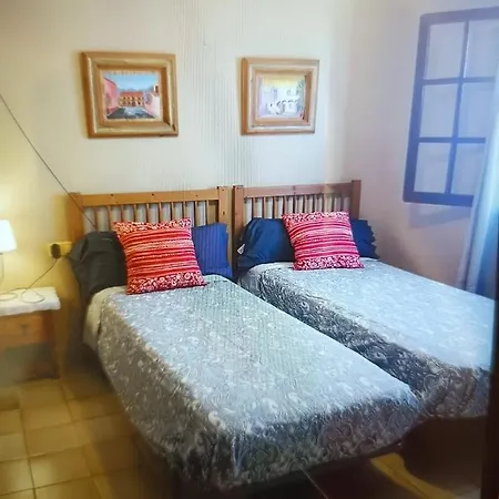 Welcoming House In With Shared Pool Casa de Férias