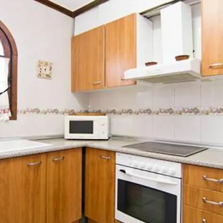 Welcoming House In With Shared Pool Holiday home